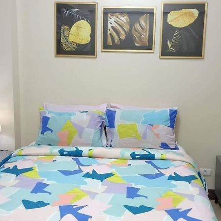 Two Palm Tree Villas Close To Manila Airport - Terminal 3 ภายนอก รูปภาพ