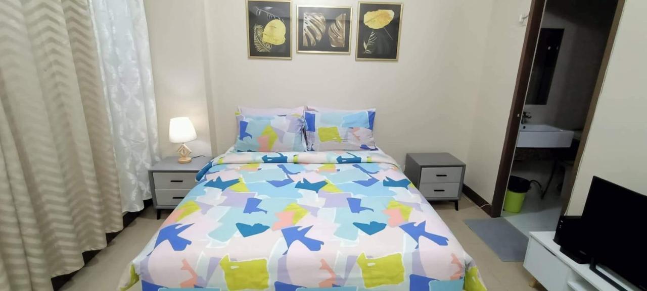 Two Palm Tree Villas Close To Manila Airport - Terminal 3 ภายนอก รูปภาพ